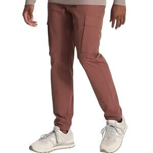 Vuori Men's Meta Cargo Jogger Performance Athletic Pants in Hazelnut Size 32
